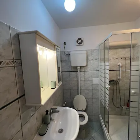 Apartment With Parking Space *