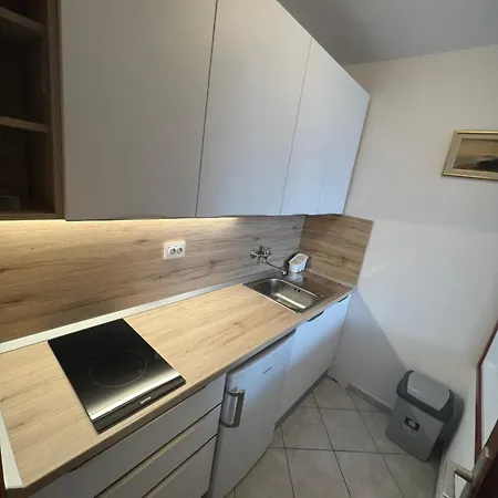 Apartment With Parking Space *